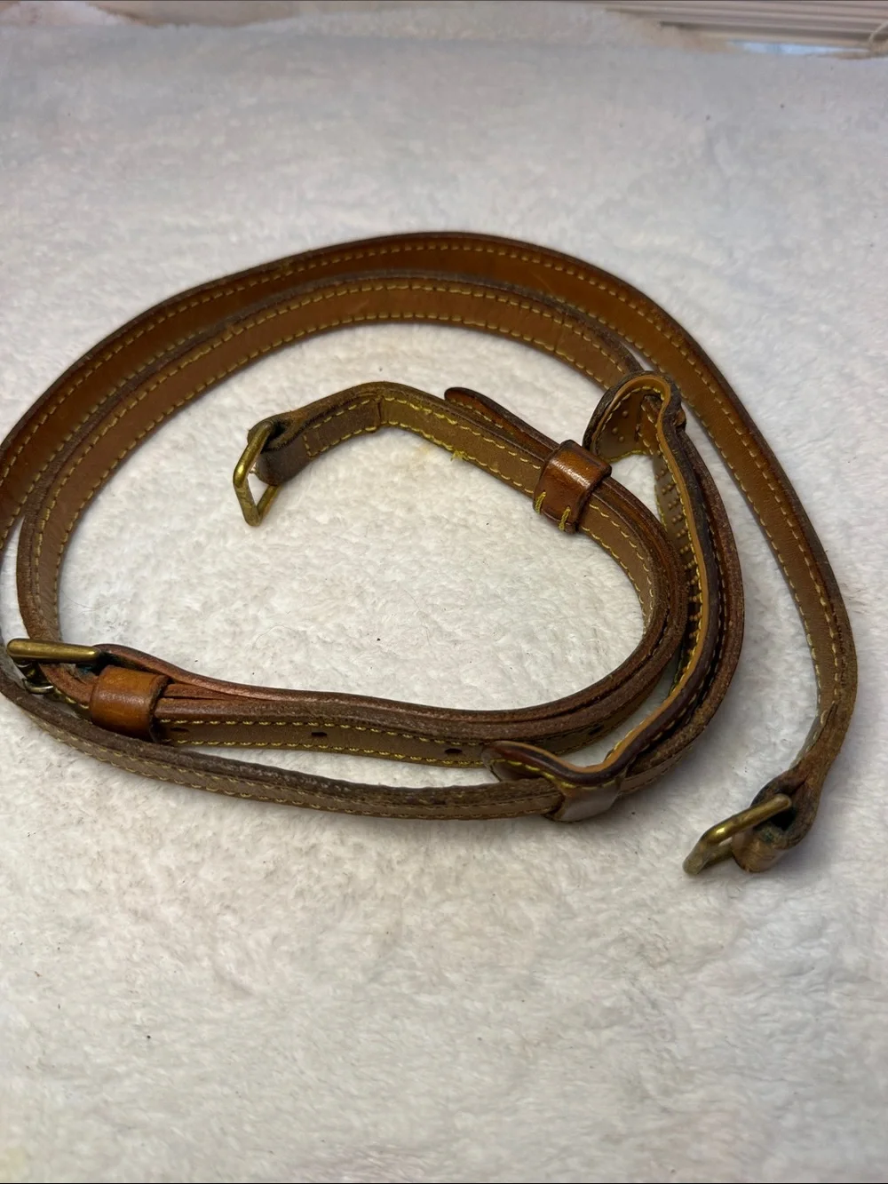 Authentic Louis Vuitton Shoulder Strap for Bags/Accessories Beige Leather Gold